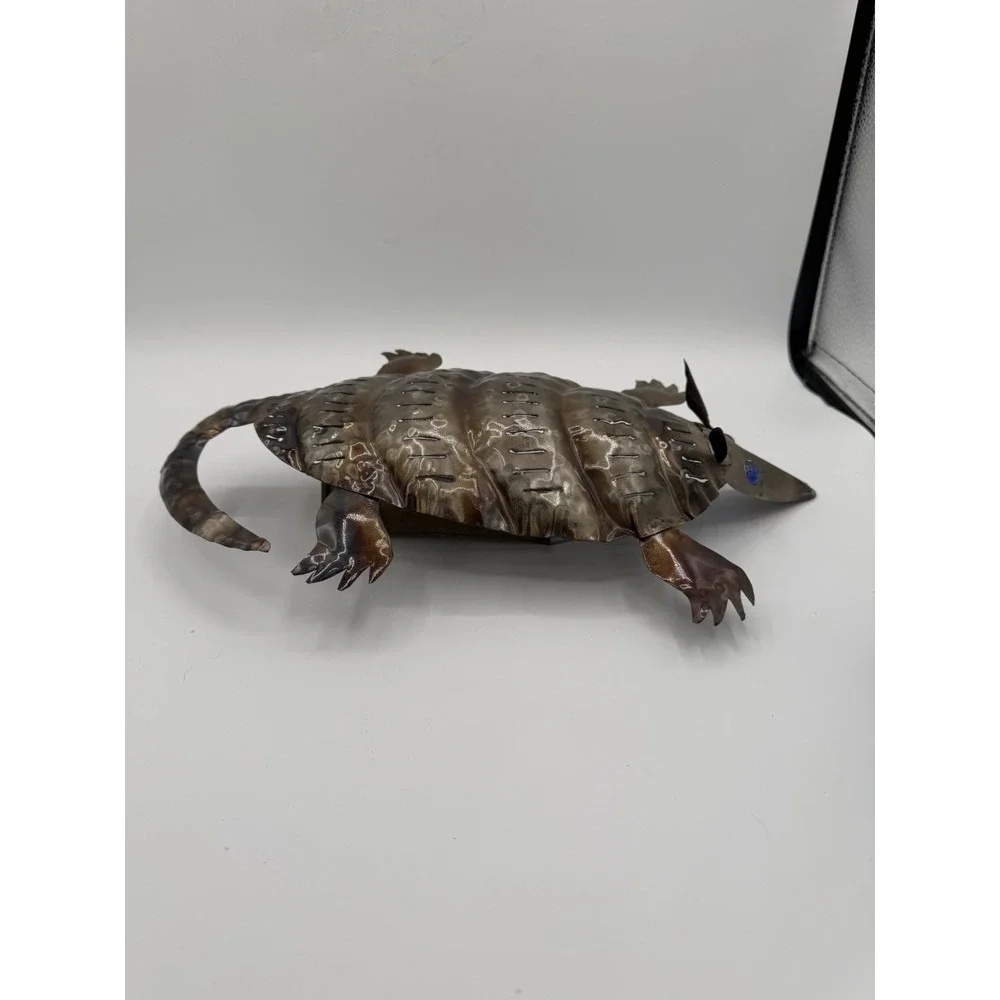 🐾🕯️‎ Armadillo Springy Metal Art Votive Candle Holder – Wall Mount – Rustic
